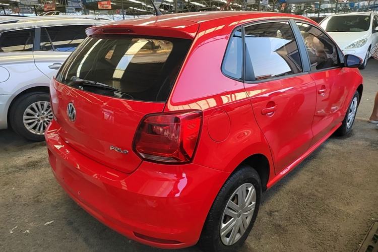 Used Volkswagen Polo 2016 1.4L Manual Fashion Model Rear Right 45 Deg