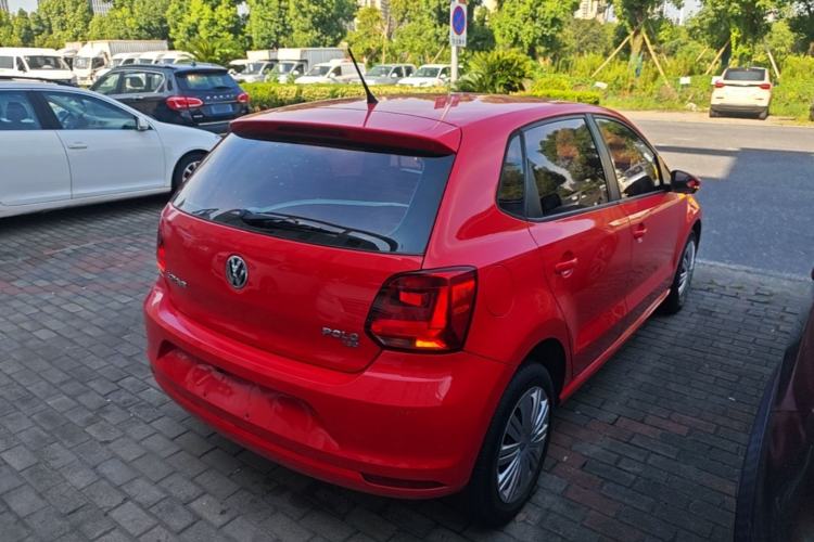 Used Volkswagen Polo 2016 1.6L Automatic Comfort Model Rear Right 45 Deg