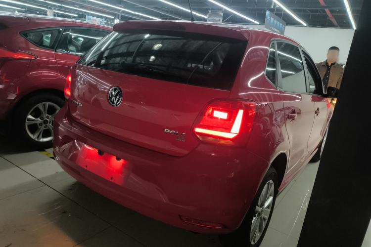 Used Volkswagen Polo 2016 1.6L Automatic Comfort Model Rear Right 45 Deg