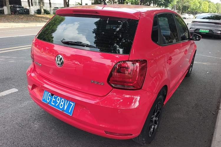 Used Volkswagen Polo 2016 1.4L Automatic Trendy Model Rear Right 45 Deg