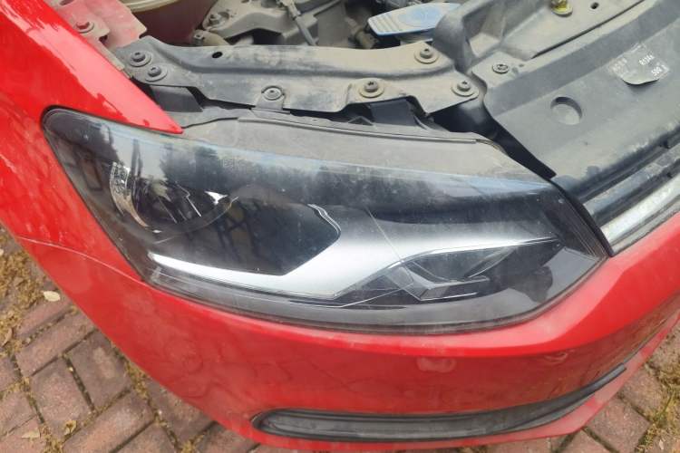 Used Volkswagen Polo 2016 1.4L Manual Fashion Model Right Front Headlight