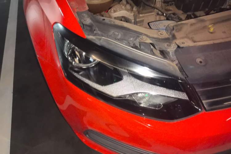 Used Volkswagen Polo 2016 1.4L Automatic Trendy Model Right Front Headlight