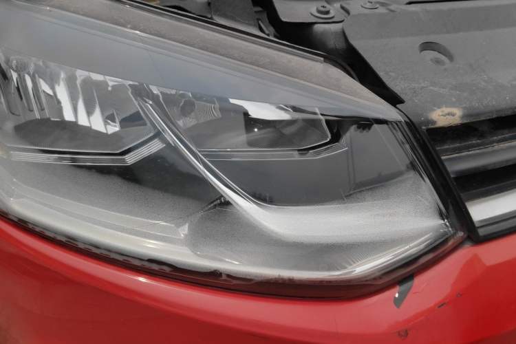 Used Volkswagen Polo 2016 1.6L Automatic Comfort Model Right Front Headlight