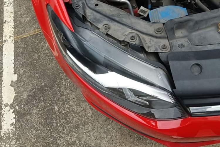 Used Volkswagen Polo 2016 1.4L Automatic Trendy Model Right Front Headlight