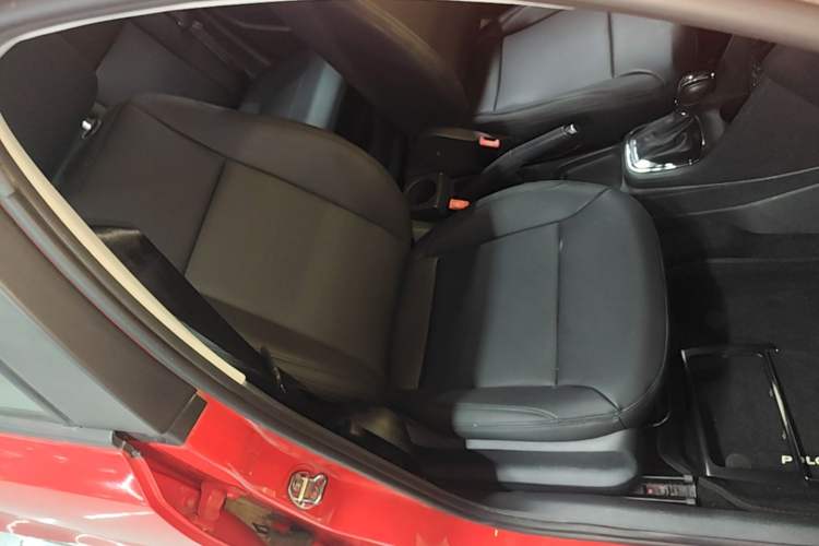 Used Volkswagen Polo 2016 1.6L Automatic Comfort Model Right Front Seat
