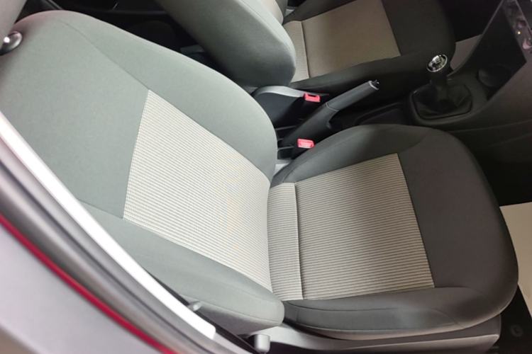 Used Volkswagen Polo 2016 1.4L Manual Fashion Model Right Front Seat