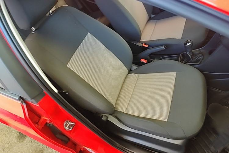 Used Volkswagen Polo 2016 1.4L Manual Fashion Model Right Front Seat
