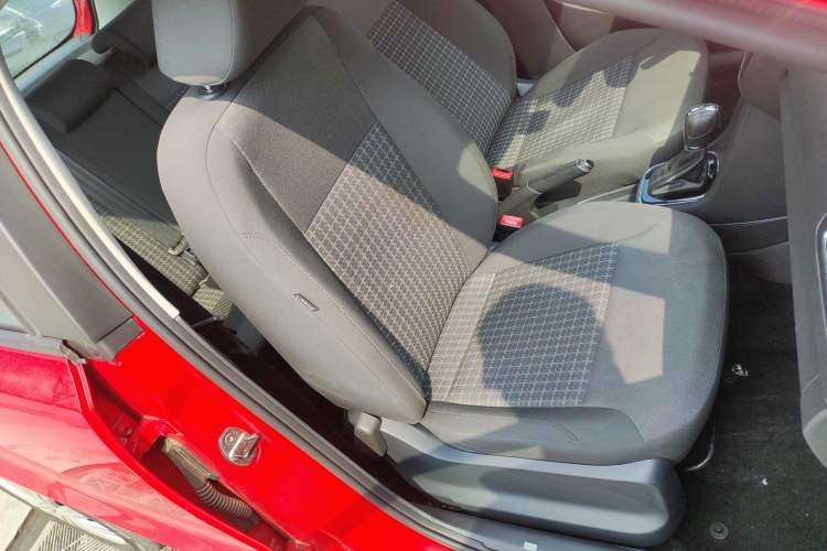Used Volkswagen Polo 2016 1.6L Automatic Comfort Model Right Front Seat