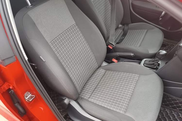 Used Volkswagen Polo 2016 1.6L Automatic Comfort Model Right Front Seat
