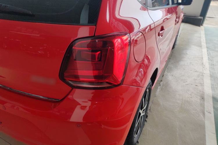 Used Volkswagen Polo 2016 1.4L Manual Fashion Model Right Rear Taillight