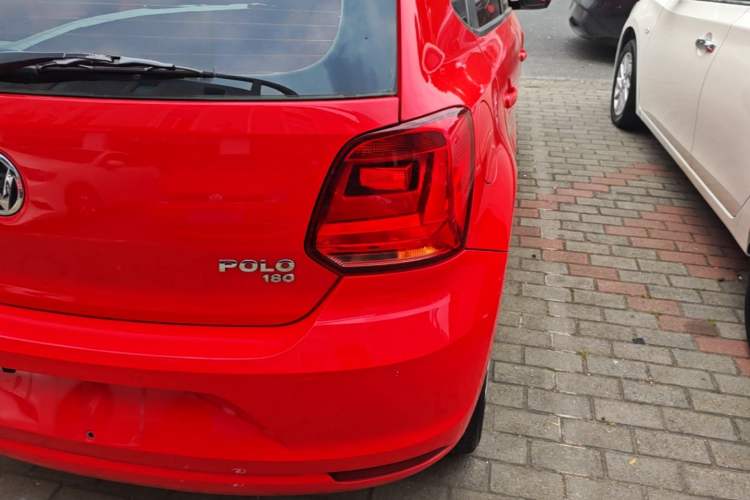 Used Volkswagen Polo 2016 1.6L Automatic Comfort Model Right Rear Taillight