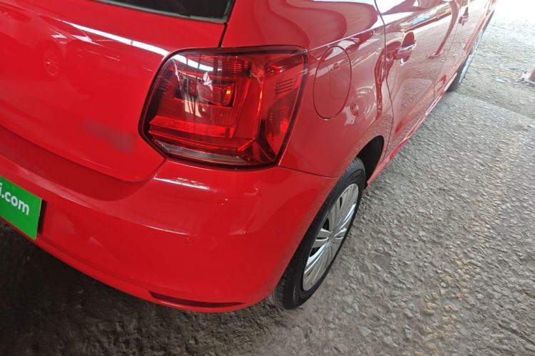 Used Volkswagen Polo 2016 1.6L Automatic Comfort Model Right Rear Taillight