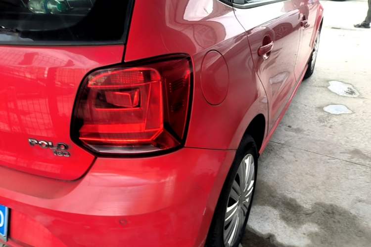 Used Volkswagen Polo 2016 1.6L Automatic Comfort Model Right Rear Taillight
