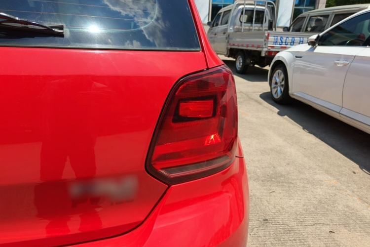 Used Volkswagen Polo 2016 1.6L Automatic Comfort Model Right Rear Taillight