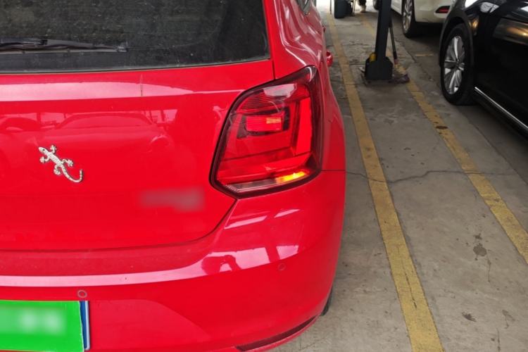 Used Volkswagen Polo 2016 1.6L Automatic Comfort Model Right Rear Taillight