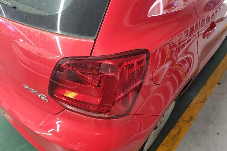 Used Volkswagen Polo 2016 1.6L Automatic Comfort Model Right Rear Taillight