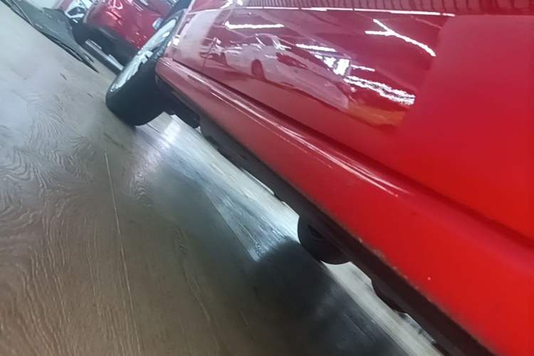 Used Volkswagen Polo 2016 1.6L Automatic Comfort Model Right Side Sill