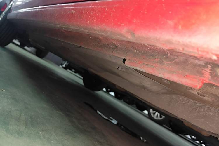 Used Volkswagen Polo 2016 1.6L Automatic Comfort Model Right Side Sill