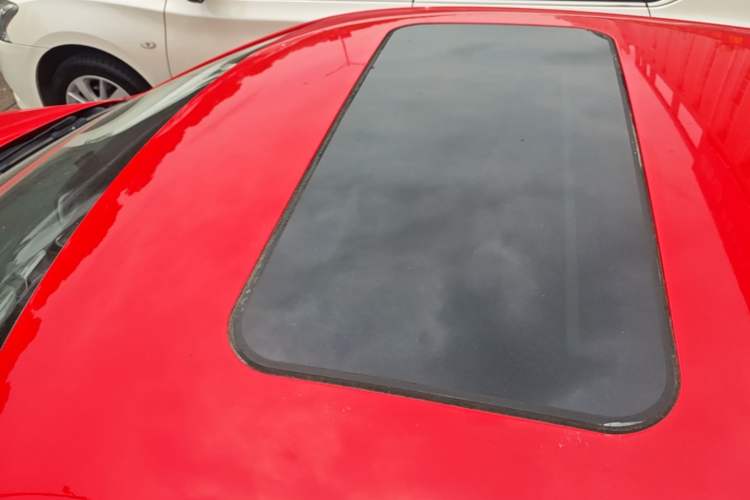 Used Volkswagen Polo 2016 1.6L Automatic Comfort Model Roof