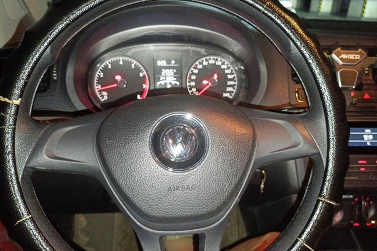 Used Volkswagen Polo 2016 1.4L Automatic Trendy Model Steering Wheel