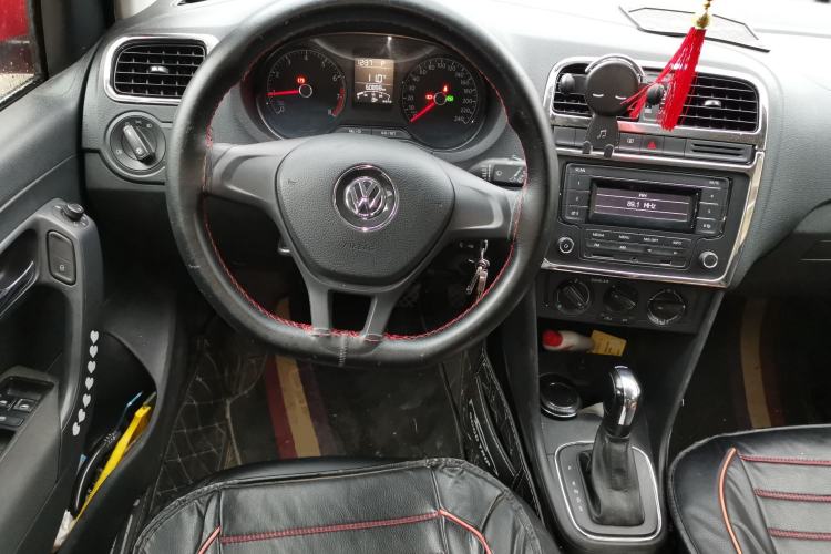 Used Volkswagen Polo 2016 1.4L Automatic Trendy Model Steering Wheel