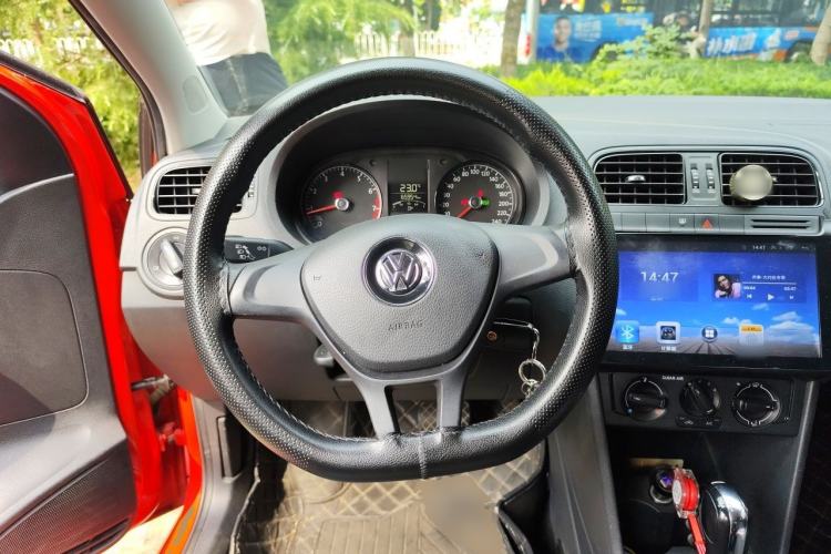 Used Volkswagen Polo 2016 1.4L Automatic Trendy Model Steering Wheel