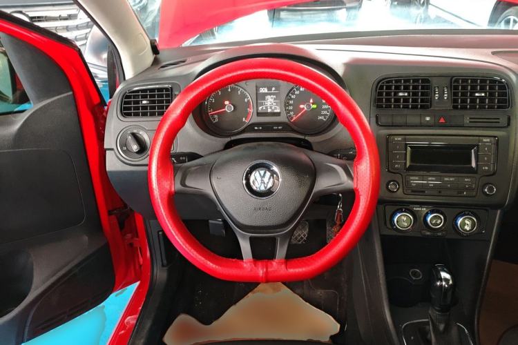 Used Volkswagen Polo 2016 1.4L Automatic Trendy Model Steering Wheel