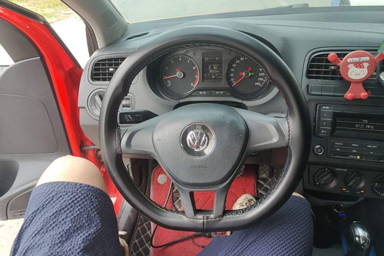 Used Volkswagen Polo 2016 1.4L Automatic Trendy Model Steering Wheel