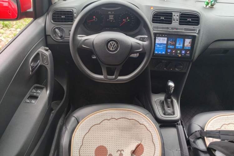 Used Volkswagen Polo 2016 1.4L Automatic Trendy Model Steering Wheel