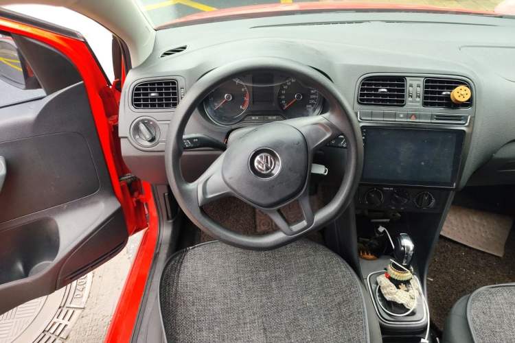 Used Volkswagen Polo 2016 1.4L Automatic Trendy Model Steering Wheel