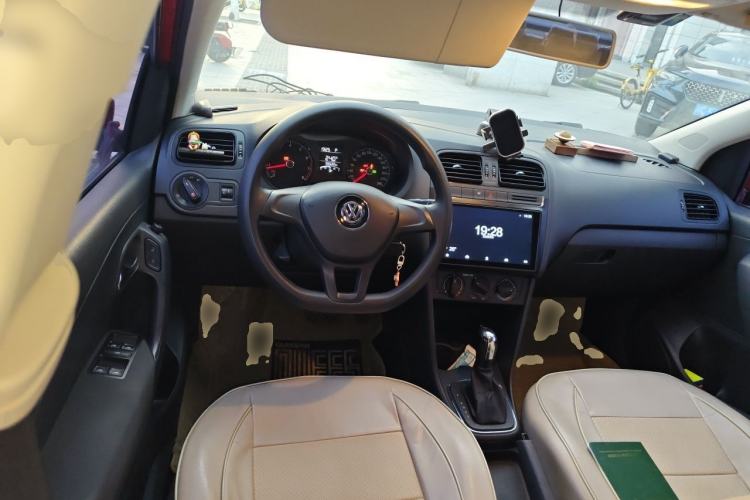 Used Volkswagen Polo 2016 1.4L Automatic Trendy Model Steering Wheel