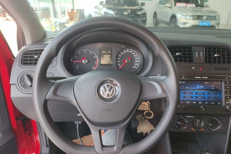 Used Volkswagen Polo 2016 1.4L Automatic Trendy Model Steering Wheel