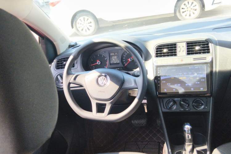 Used Volkswagen Polo 2016 1.4L Automatic Trendy Model Steering Wheel