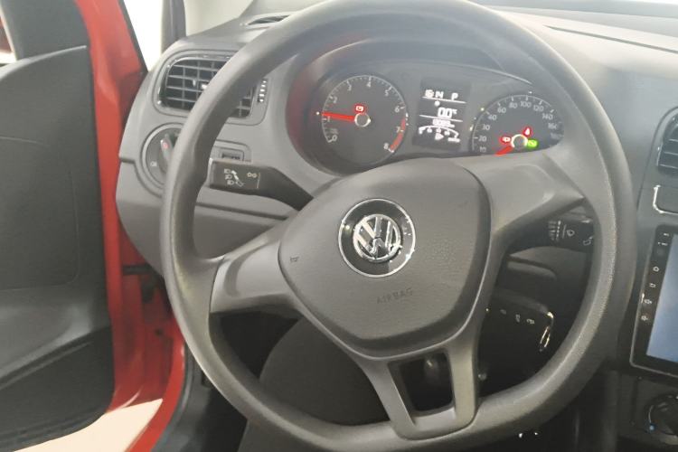 Used Volkswagen Polo 2016 1.4L Automatic Trendy Model Steering Wheel
