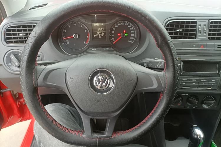 Used Volkswagen Polo 2016 1.4L Automatic Trendy Model Steering Wheel