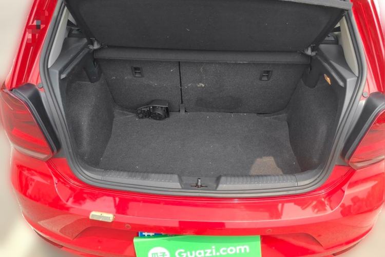 Used Volkswagen Polo 2016 1.6L Automatic Comfort Model Trunk