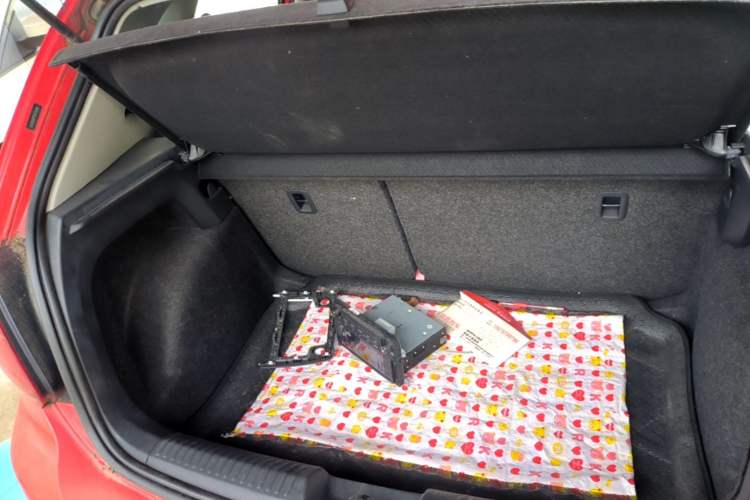 Used Volkswagen Polo 2016 1.6L Automatic Comfort Model Trunk