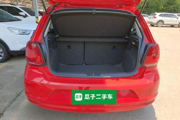 Used Volkswagen Polo 2016 1.6L Automatic Comfort Model Trunk
