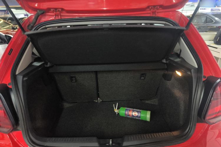 Used Volkswagen Polo 2016 1.6L Automatic Comfort Model Trunk