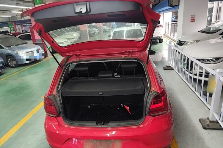 Used Volkswagen Polo 2016 1.6L Automatic Comfort Model Trunk
