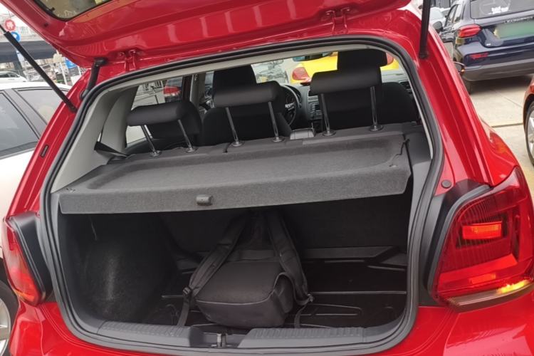 Used Volkswagen Polo 2016 1.6L Automatic Comfort Model Trunk