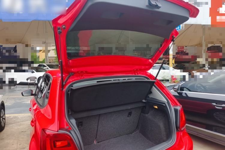 Used Volkswagen Polo 2016 1.6L Automatic Comfort Model Trunk