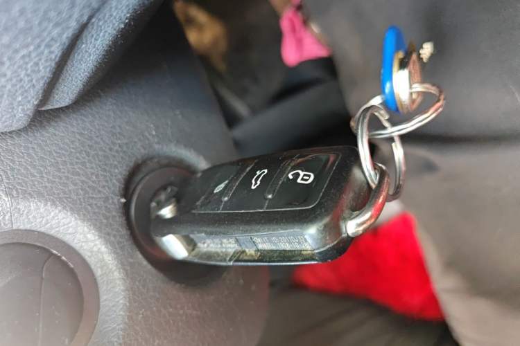 Used Volkswagen Polo 2016 1.6L Automatic Comfort Model Vehicle Key
