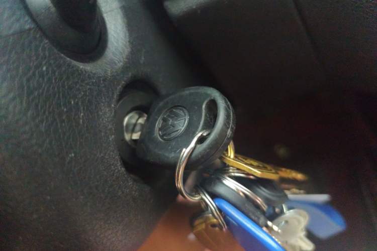 Used Volkswagen Polo 2016 1.4L Manual Fashion Model Vehicle Key