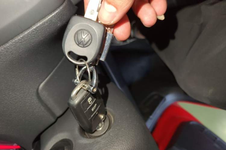 Used Volkswagen Polo 2016 1.6L Automatic Comfort Model Vehicle Key