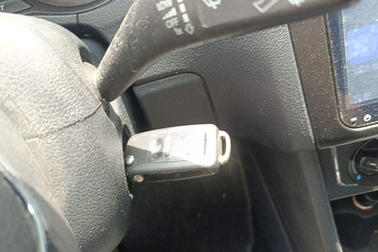 Used Volkswagen Polo 2016 1.6L Automatic Comfort Model Vehicle Key