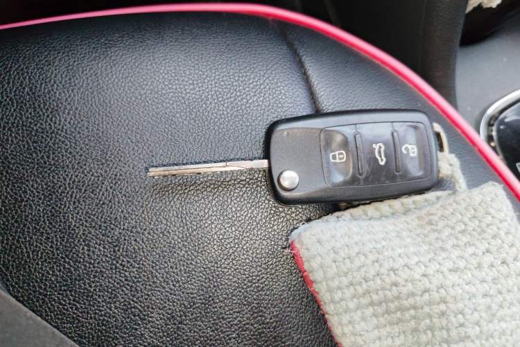 Used Volkswagen Polo 2016 1.6L Automatic Comfort Model Vehicle Key