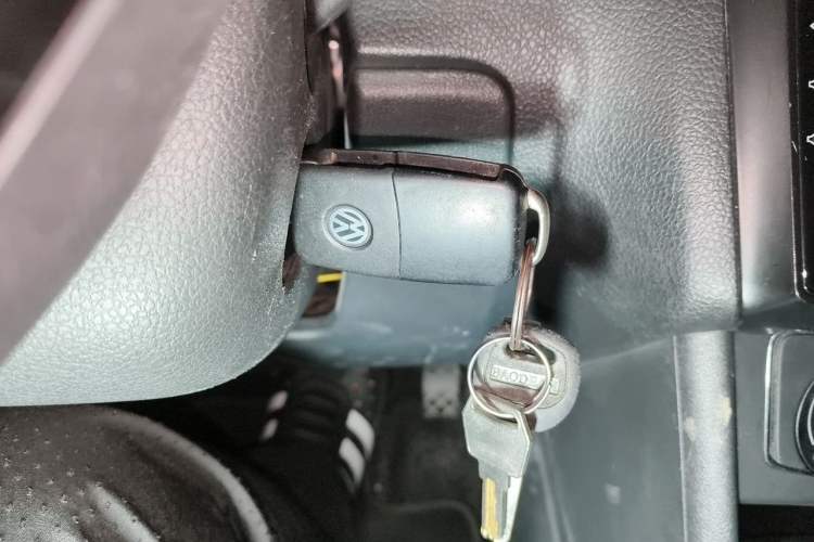 Used Volkswagen Polo 2016 1.6L Automatic Comfort Model Vehicle Key