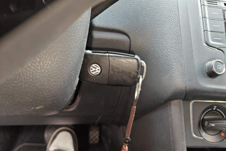Used Volkswagen Polo 2016 1.6L Automatic Comfort Model Vehicle Key