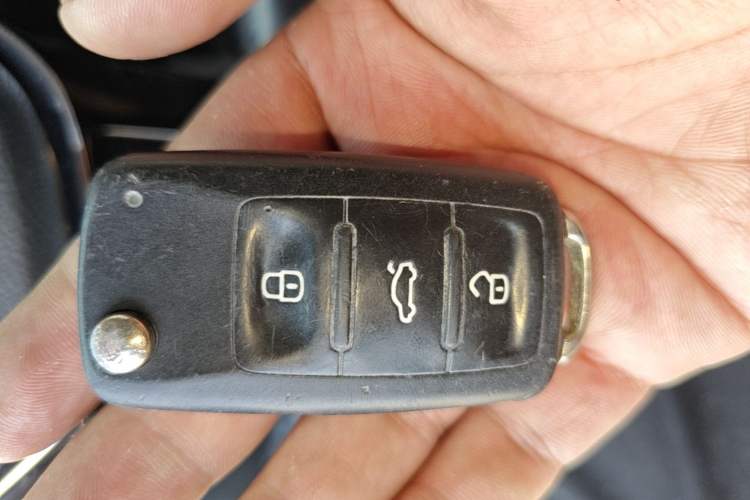 Used Volkswagen Polo 2016 1.6L Automatic Comfort Model Vehicle Key